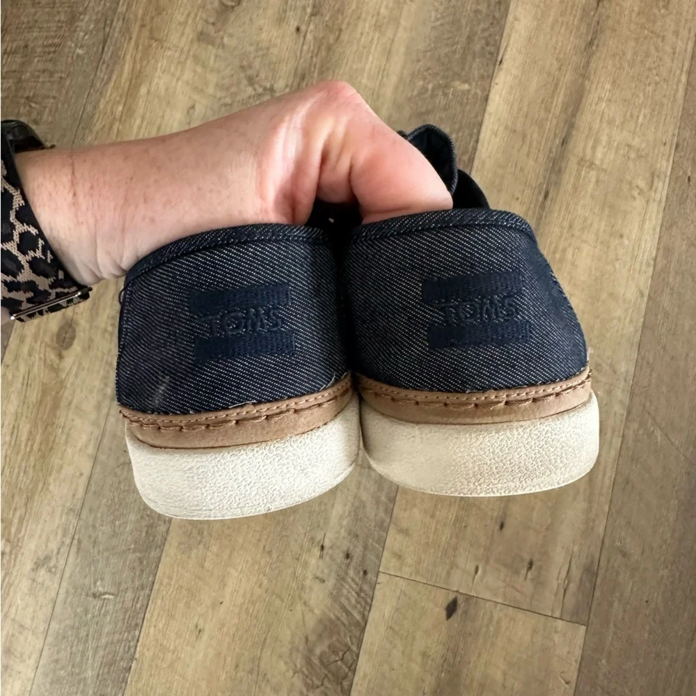 TOMS Paseo Trainers in Navy